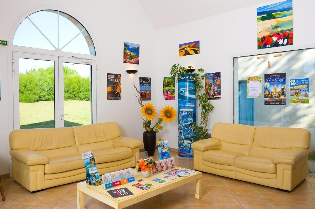 Madame Vacances Le Domaine De Vertmarines Saint-Jean-de-Monts Exterior photo